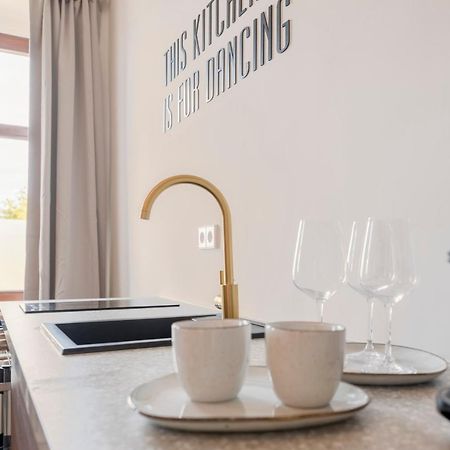 City Lounge Appartement Am Hauptbahnhof Sankt Poelten Luaran gambar