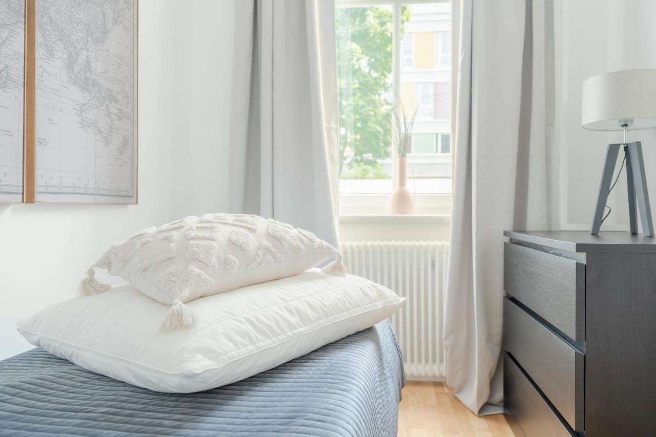 City Lounge Appartement Am Hauptbahnhof Sankt Poelten Luaran gambar