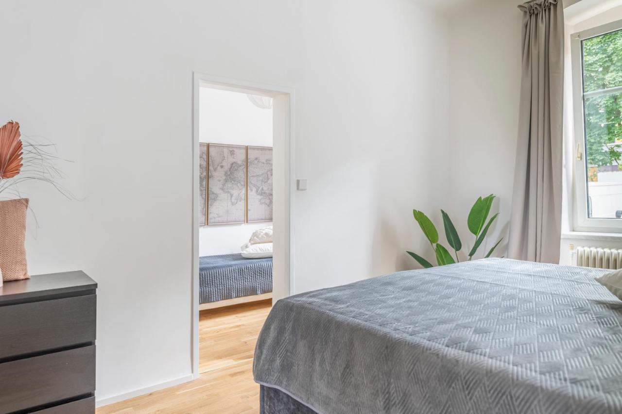 City Lounge Appartement Am Hauptbahnhof Sankt Poelten Luaran gambar